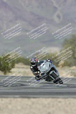 media/Jan-15-2026-Racers Edge (Thu) [[dfebeb70ab]]/2-A Group/Session 5 (Turn 5)/